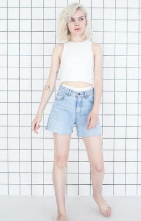 怎么穿搭够时尚 五分裤搭配图片女